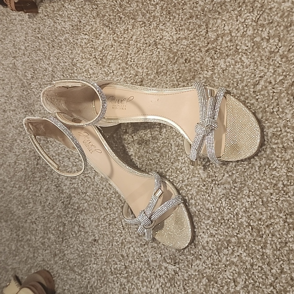 Jewel Badgley Mischka Sparkly Heeled Sandal